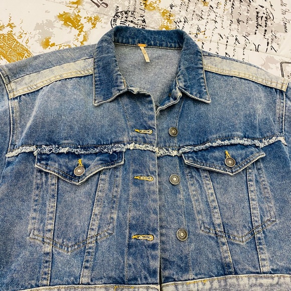 Denim jacket - Picture 2 of 11